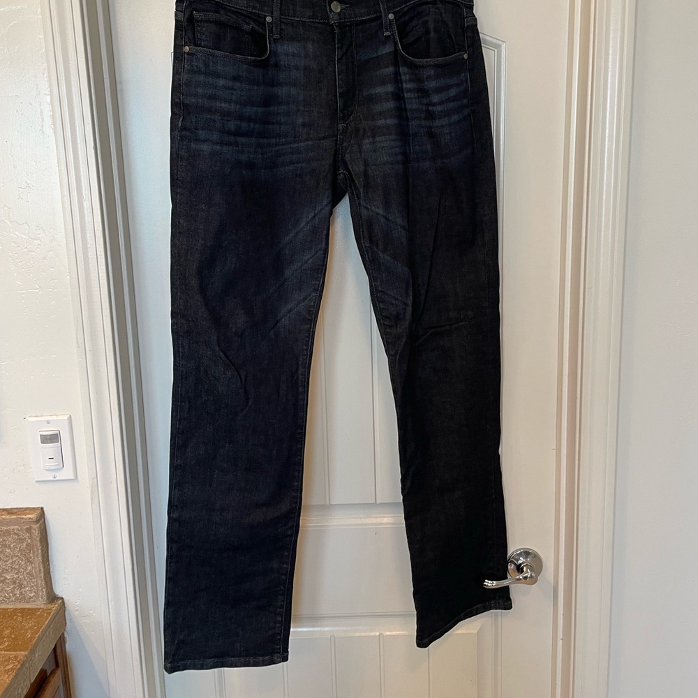 Joe’s jeans - men’s 33 - classic straight leg